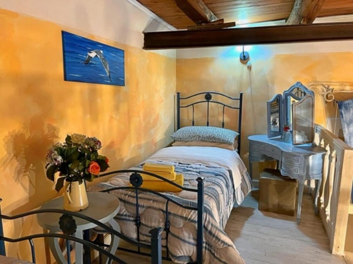 Bella Mbriana Rooms Napels Buitenkant foto