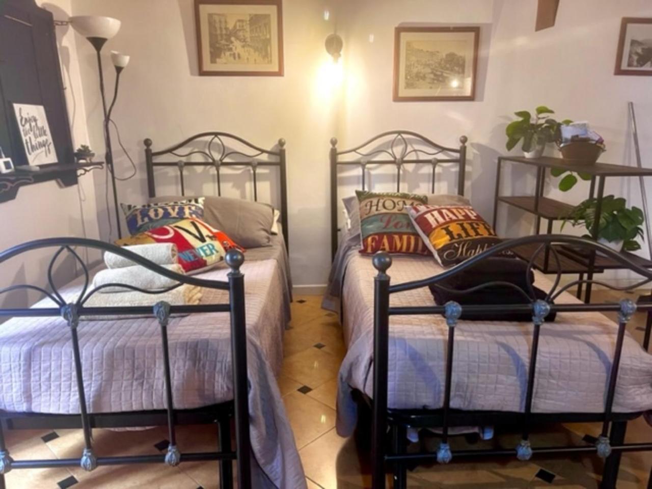 Bella Mbriana Rooms Napels Buitenkant foto